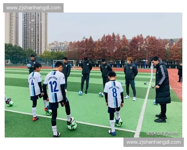 聚焦2017中学生足球联赛推动校园体育全面发展的实践路径探讨 聚焦2017中学生足球联赛推动校园体育全面发展的实践路径探讨